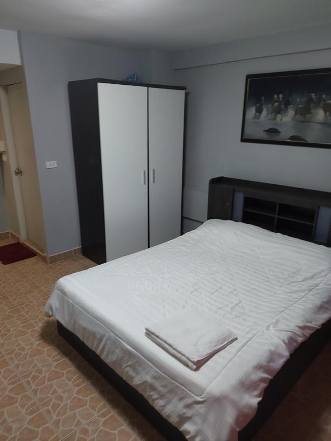 S- One Hotel Паттайя Экстерьер фото